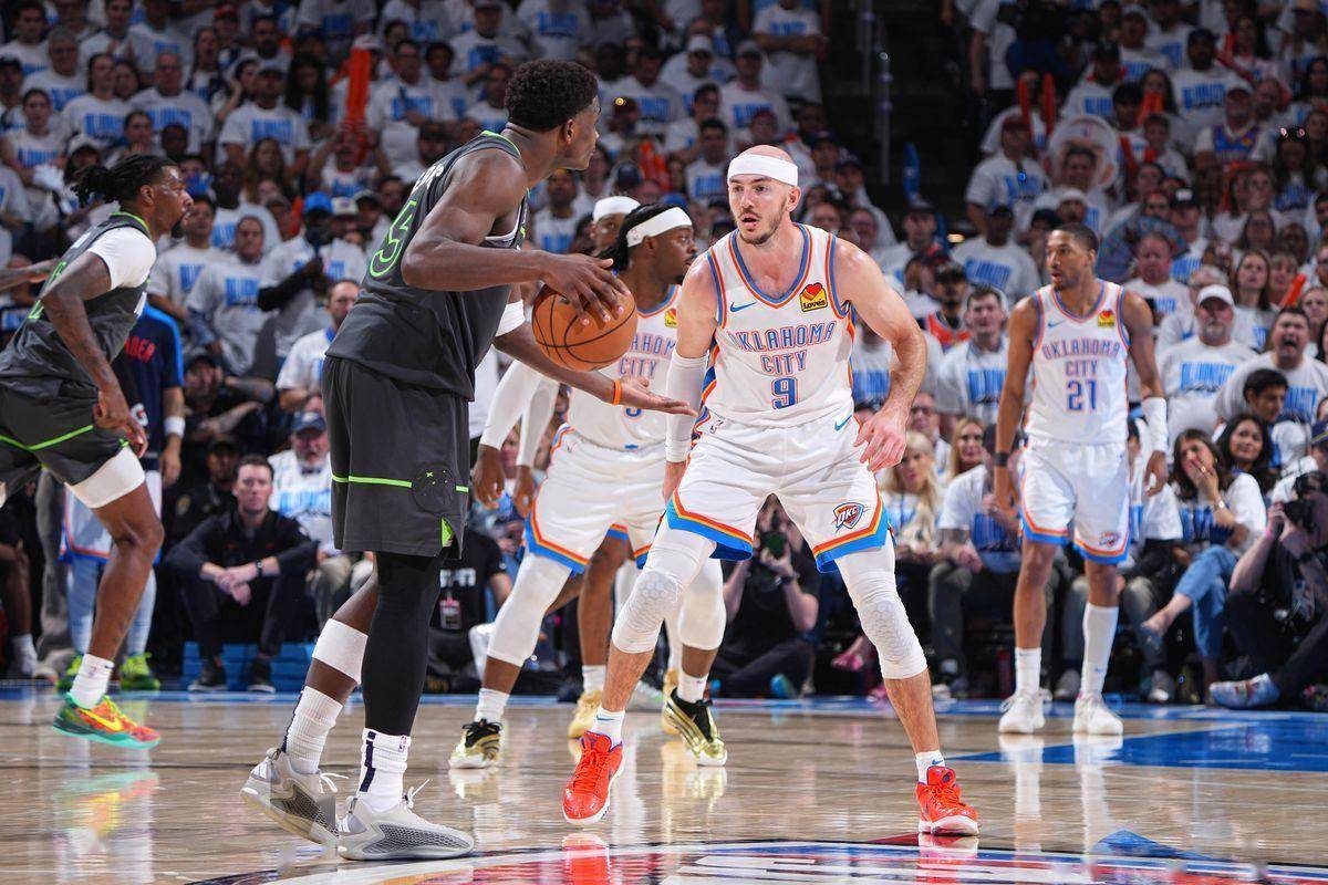 关于NBA季后赛倒计时，法兰克福赛前扳平良机，细节引发关注，态度坚定，身体对抗强度拉满的信息